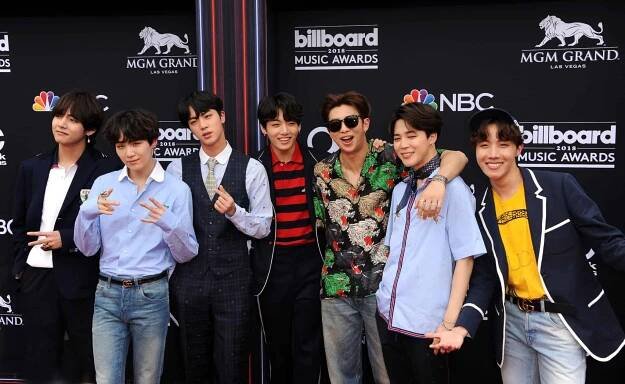 Hudební skupina v., cukrov, Jin, Jung Kook, Rm, Jimin, j naděje na Bts v roce 2018 Billboard Music Awards konaného v Mgm Grand Garden Arena v Las Vegas, Usa ve 20. května 2018. — Stock obrázek