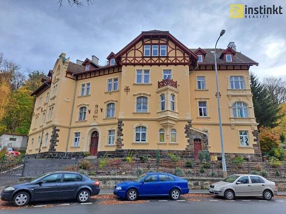 Pronájem Byt 3+1, Na Vyhlídce, Karlovy Vary