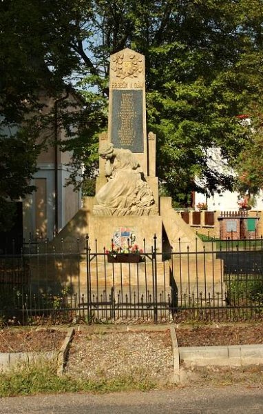 File:Branžež, memorial.jpg