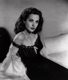Hvězda filmu Extase Hedy Lamarr: Nahotina, co vymyslela základy internetu