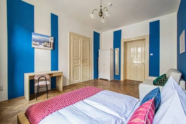 Apartmán For Celebrations Spacious 3bdr With Balcony