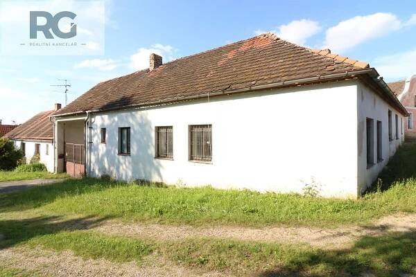 Prodej bytu 2+1 165 m², Na Návsi, Písek - Smrkovice