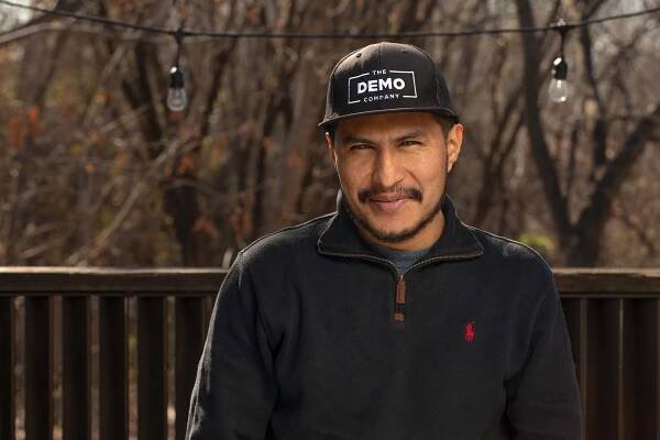 Los Chingónes | The Demo Company