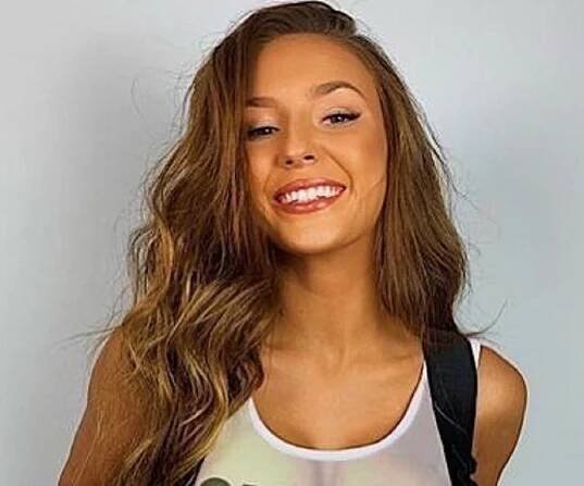 Taylor Alesia Biography - Facts, Childhood, Family Life & Achievements
