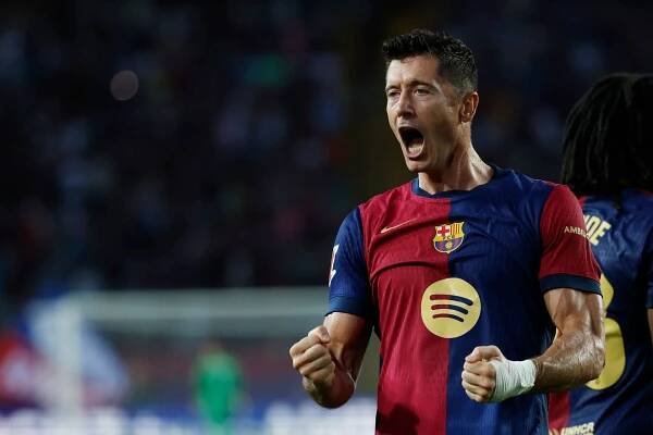 Greif s Valjentom opäť odohrali celý duel, no zo zisku bodov sa netešili. Barcelona zdolala Bilbao