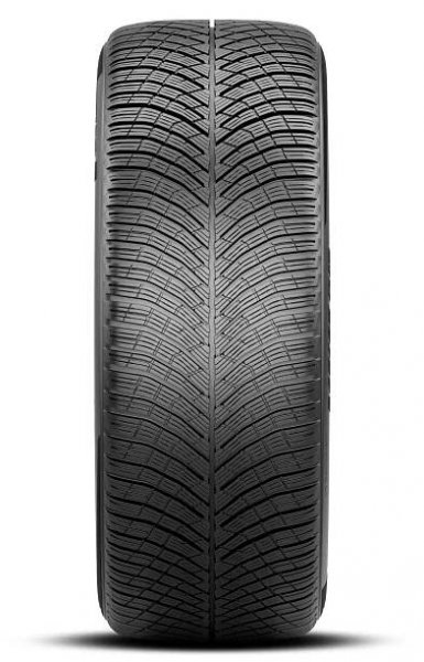 Pirelli a BMW Group uvedly na trh inovovanou verzi pneumatiky P Zero Winter 2 - PneuMagazín.cz