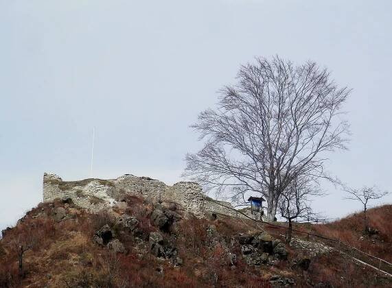 Hrad Šebeš