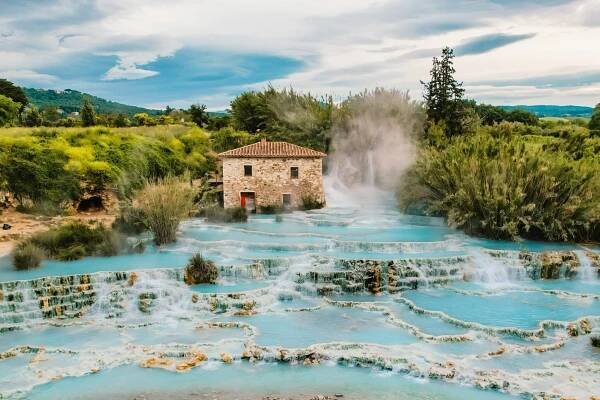 Saturnia