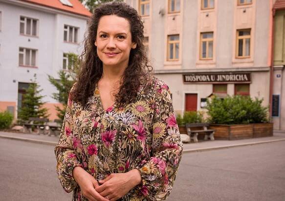 Seriál Ulice: Pro Ivu bych si přála, aby byla průbojnější a tolik se o vše nestrachovala. Ulice mi splnila sen, říká Hana Baroňová