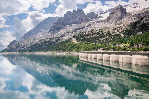 InfoGlobe.CZ - Itálie: Marmolada – královna Dolomit – VIDEO
