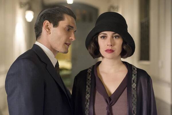 Holky na drátě - 7. kapitola: Ztráta - Z filmu - Yon González, Blanca Suárez
