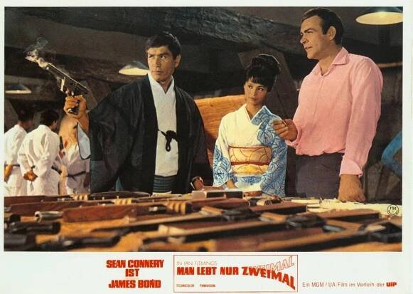 Tecuró Tanba, Akiko Wakabajaši, Sean Connery - Žiješ jenom dvakrát - Fotosky