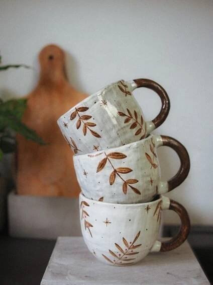 Pin by Hrefna Sigurjónsdóttir on Ceramics / pottery in 2025 | Pottery, Diy pottery painting, Pottery crafts