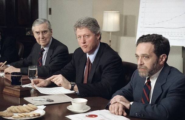 ‘The Interview’: Robert Reich Thinks the Baby Boomers Blew It - The New York Times