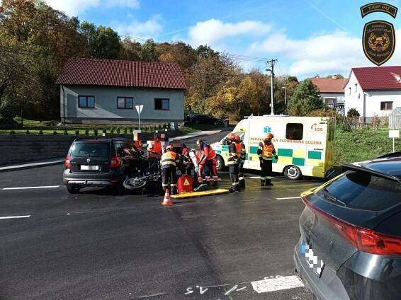 slunecna-nedele-na-silnice-vylakala-motorkare-projizdky-se-ale-neobesly-bez-nehod - ZLIN.CZ