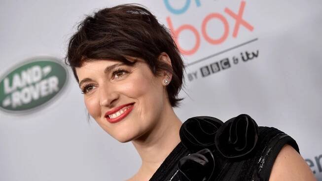 Phoebe Waller-Bridge Debuts Shag Pixie Hair — Photos
