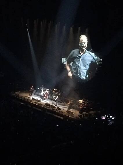 Concert Review: David Gilmour in Chicago 4.8.16 | Sean Benjamin - Official Website of Singer/Songwriter, Musician and Recording