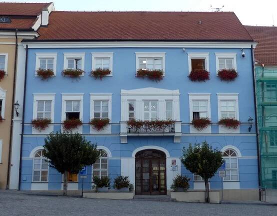 Soubor:Mikulov, Radnice JV 2023.jpg – Wikipedie
