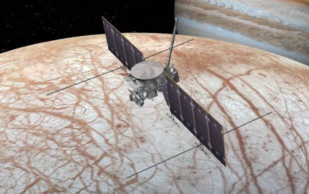 Sonda Juno pořídila nejdetailnější snímky Jupiterova měsíce Europa | Sluneční soustava | Články | Astronomický informační