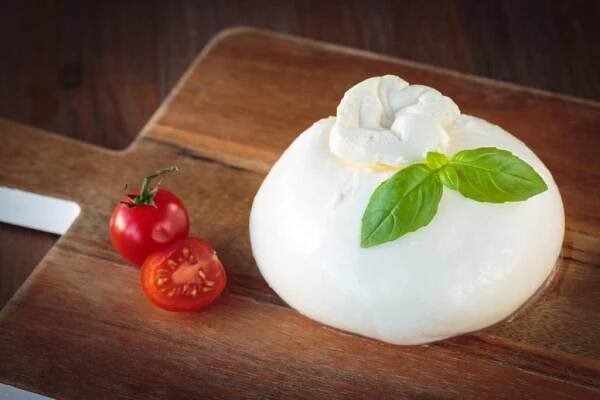 Italská mozzarella burrata — Stock obrázek