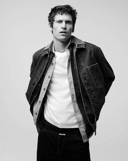 Justin Eric Martin Model Gesloten Heren Herfst 2022 Denim Campagne