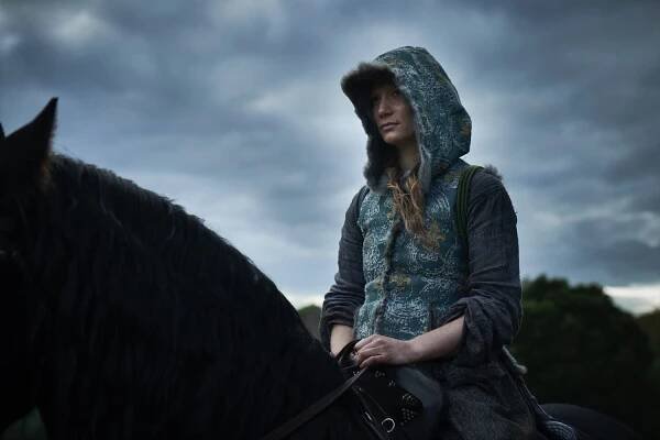 Judy & Punch: Mia Wasikowska se v dávné historii mstí svému bývalému