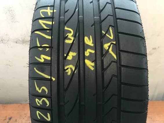 Letní pneumatika Bridgestone Potenza RE050A 235/45R17 94 W