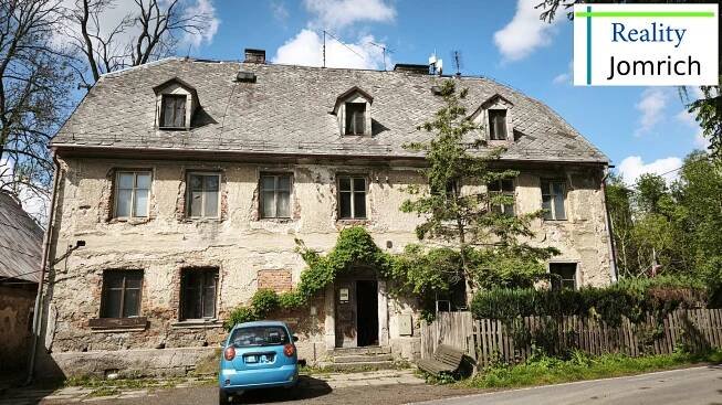 Prodej bytového domu se čtyřmi byty a skladem i dílnou v Liberci, Machníně, ul. Stará 39. | Reality.iDNES.cz 