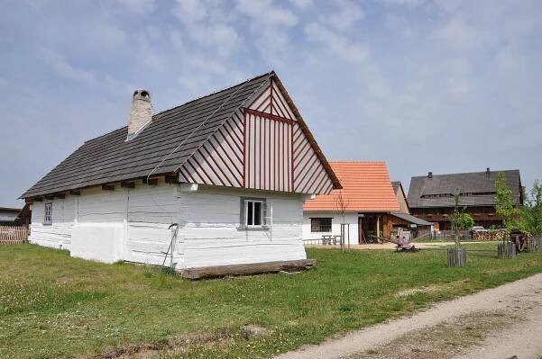 Všestary - počasí, ubytování, foto, obrázky, info, výlety, památky a zajímavosti
