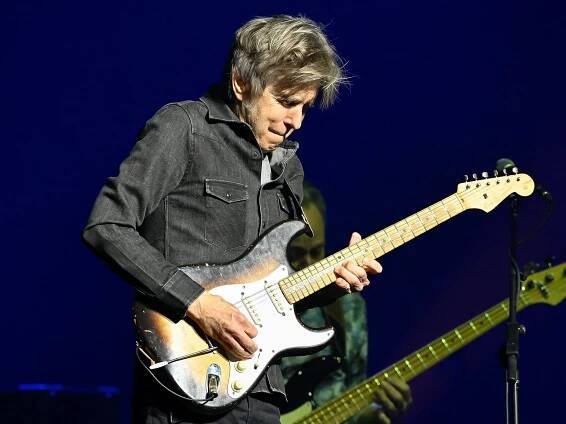 Eric Johnson performing live