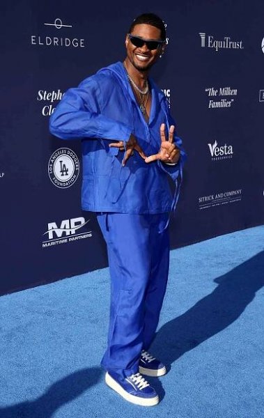 Usher’s Best Fashion Moments of All Time