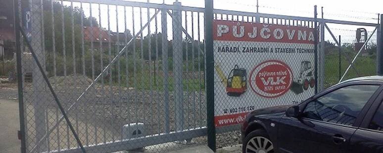 Průmyslové brány samonosné a pojezdové Zlín – Bartek vrata