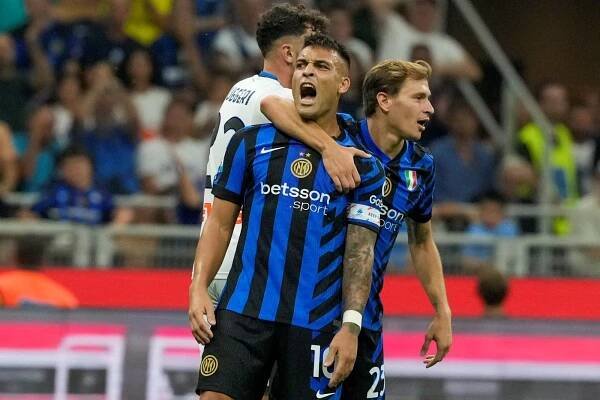 Fotbalisté Interu Milán si s chutí zastříleli proti Atalantě