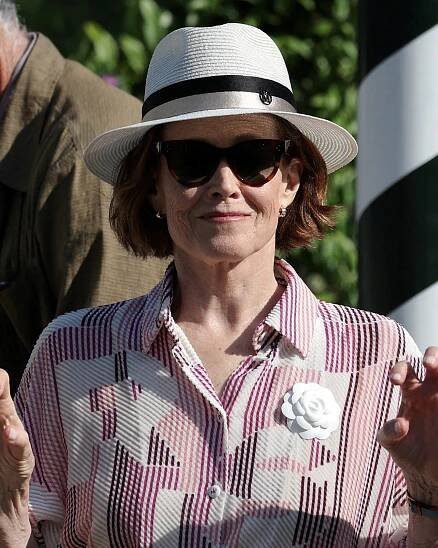 Sigourney Weaver makes West End debut in 'The Tempest'