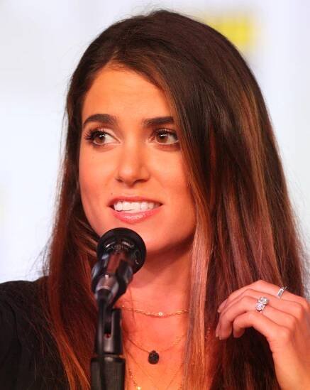 Súbor:Nikki Reed Comic-Con 4, 2012.jpg – Wikipédia