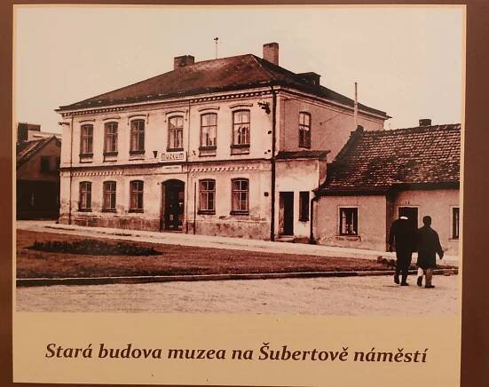 Bývalá muzejní budova na Šubertově náměstí (Vlastivědné muzeum Dobruška)