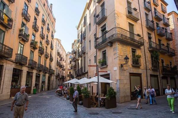 9 Reasons Why You Should Visit Girona, Spain