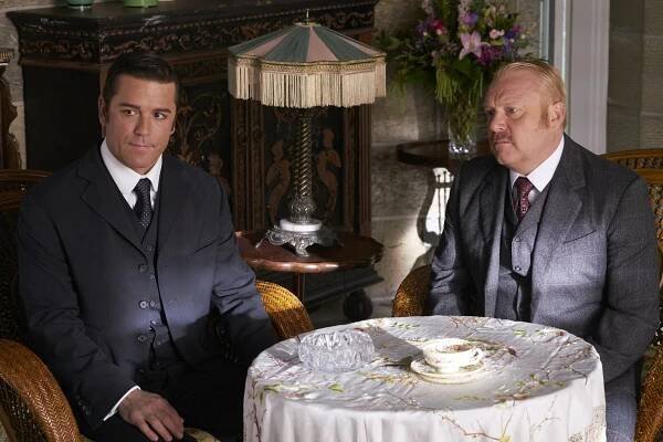 Případy detektiva Murdocha - Neštěstí v lásce - Z filmu - Yannick Bisson, Thomas Craig