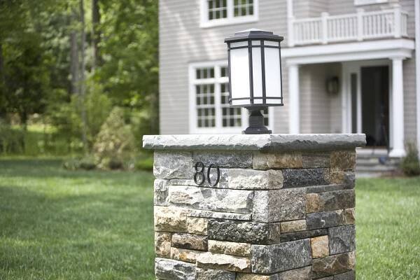  FULL RANGE, NATURAL CLEFT BLUESTONE, ROCKFACE EDGE 