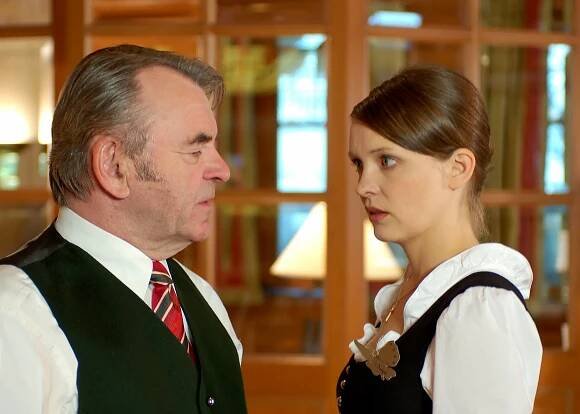 Místo činu - Smrtelná hamižnost - Z filmu - Branko Samarovski, Laura Tonke