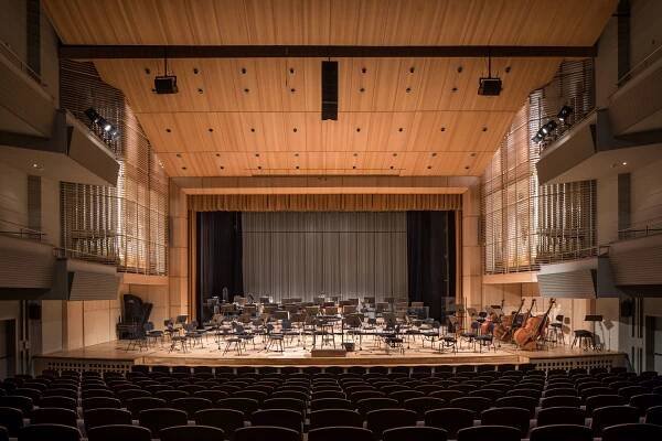 Filharmonie Hradec Králové - sál - HKPoint - Vstupenky, předplatné, předprodej