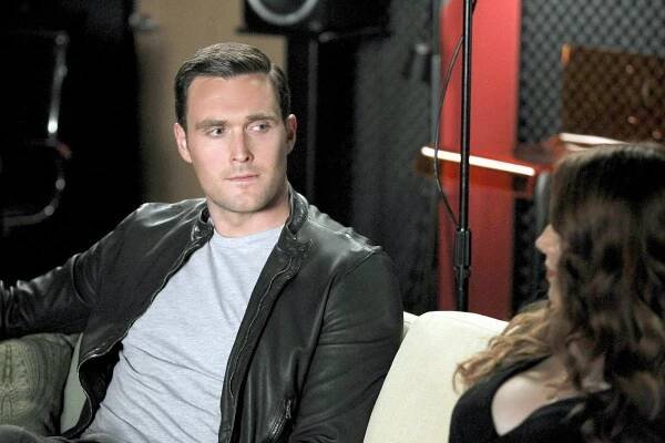 Mentalista - Rudé sametové dortíky - Z filmu - Owain Yeoman