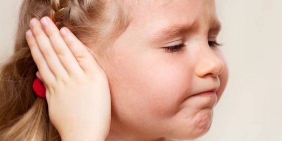 Zánět středního ucha: Propíchnout, nebo nechat prasknout?