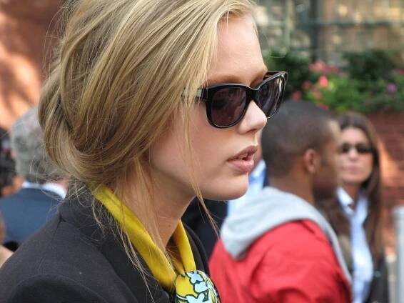 Soubor:Frida Gustavsson, Donna Karan Show.jpg
