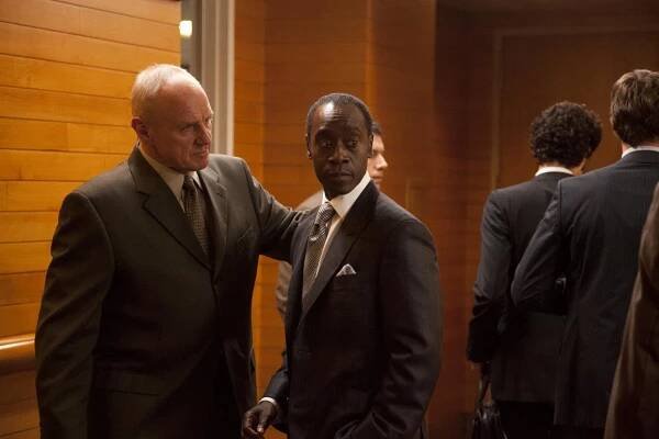 Profesionální lháři - Minipenis - Z filmu - Alan Dale, Don Cheadle