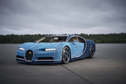 Photos: A Bugatti Chiron made entirely of LEGOs