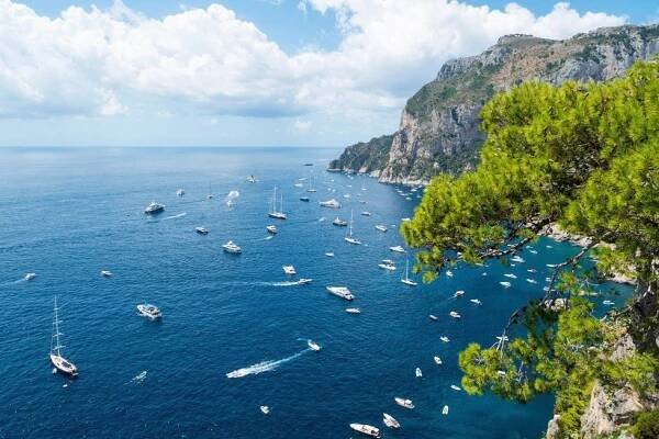 Modrý ostrov Capri: Místo s největším výskytem celebrit na metr čtvereční!