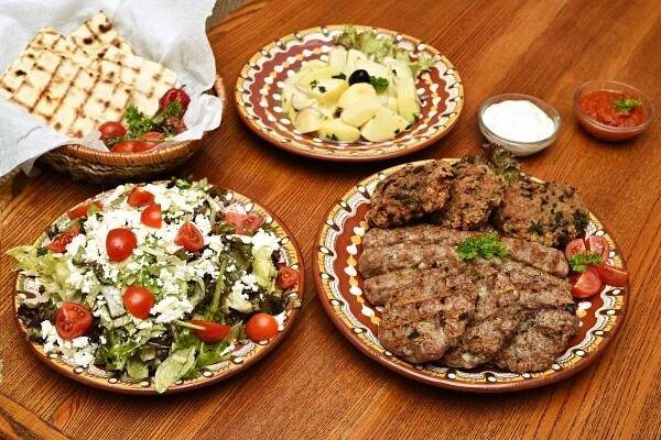 Balkán na talíři: ochutnejte bulharské speciality a poskládejte si menu dle chuti