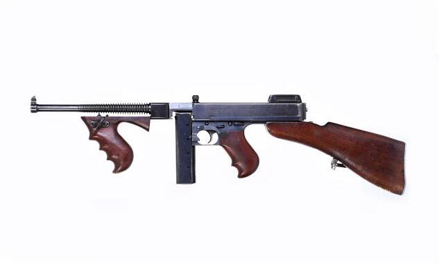 Samopal Thompson M1921 z francouzského kontraktu