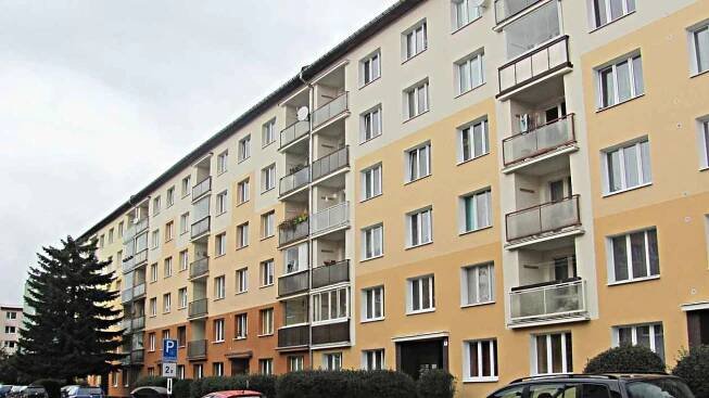 Město otočilo. Podíly na bytech chce družstevníkům prodat za 1 korunu